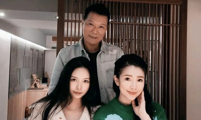 蔡詩萍》回顧這十天長假，我心安適，小確幸，硬道理